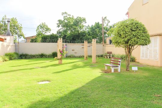 Área comum de casa de condomínio à venda com 2 quartos, 105m² em Rio Branco, Canoas
