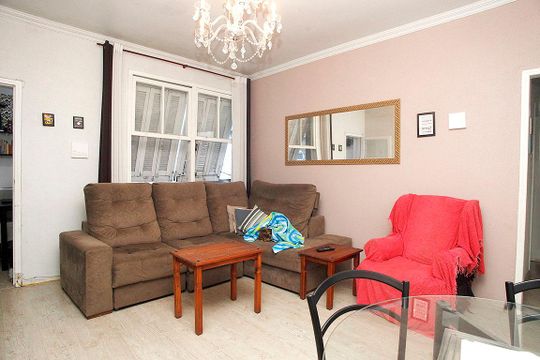 Sala de apartamento à venda com 3 quartos, 100m² em Farroupilha, Porto Alegre