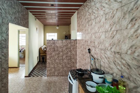 Casa à venda com 3 quartos, 200m² em Conjunto Cristina (sao Benedito), Belo Horizonte