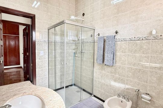 Casa à venda com 3 quartos, 250m² em Salgado Filho, Belo Horizonte