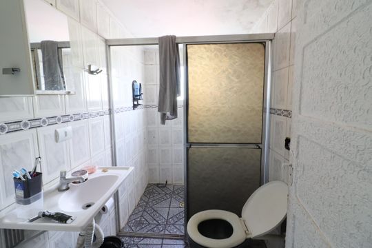 Banheiro de casa para alugar com 3 quartos, 140m² em Bussocaba, Osasco