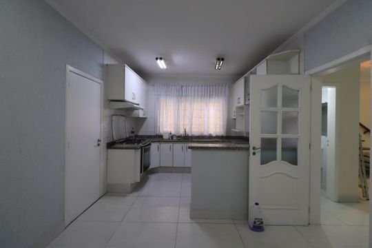 Cozinha de casa à venda com 3 quartos, 144m² em Vila Esperança, São Paulo