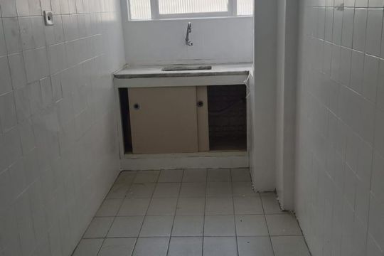 Cozinha de apartamento para alugar com 1 quarto, 40m² em Boa Vista, São Vicente