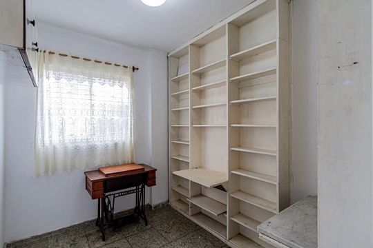 Quarto de serviço de apartamento para alugar com 3 quartos, 130m² em Perdizes, São Paulo