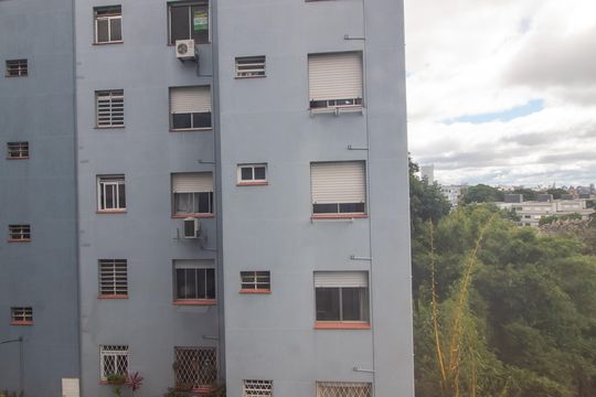 Vista de apartamento à venda com 1 quarto, 38m² em Azenha, Porto Alegre