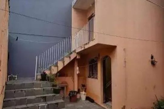 Área externa de casa à venda com 4 quartos, 131m² em Jardim Trieste, São Bernardo do Campo
