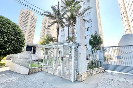 Fachada de apartamento à venda com 3 quartos, 67m² em Santana, São Paulo
