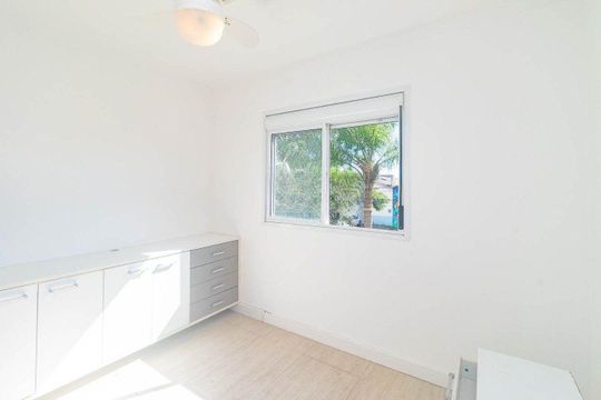 Quarto 2 de apartamento para alugar com 3 quartos, 122m² em São Geraldo, Porto Alegre