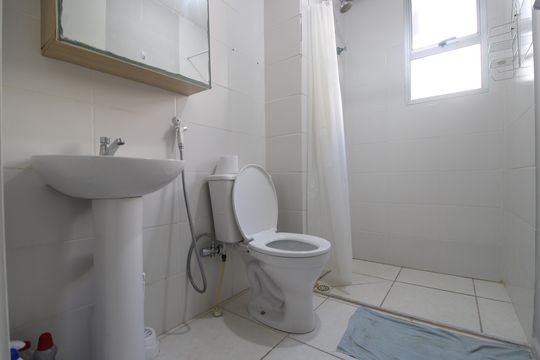 Banheiro de apartamento à venda com 2 quartos, 62m² em Camorim, Rio de Janeiro