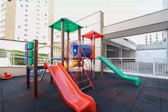 Playground de apartamento à venda com 2 quartos, 57m² em Vila Romana, São Paulo