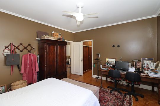Suíte  de apartamento para alugar com 4 quartos, 175m² em Independência, Porto Alegre