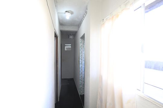 Corredor de casa à venda com 4 quartos, 204m² em Vila Independencia, São Paulo