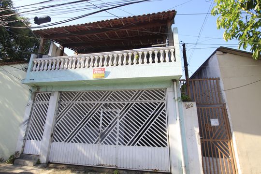 Casa à venda com 4 quartos, 204m² em Vila Independencia, São Paulo