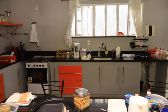 Casa para alugar com 4 quartos, 700m² em Stella Maris, Salvador