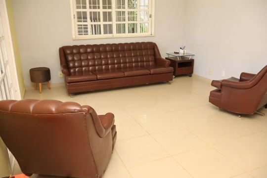 Casa para alugar com 4 quartos, 700m² em Stella Maris, Salvador