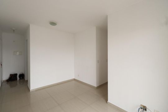 Sala de apartamento à venda com 3 quartos, 60m² em Vila California, São Paulo