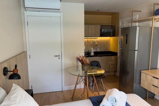 Sala/Quarto de apartamento à venda com 1 quarto, 20m² em Paraíso, São Paulo