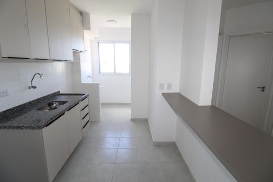 Cozinha de apartamento para alugar com 2 quartos, 50m² em Jardim Colonial, São José dos Campos