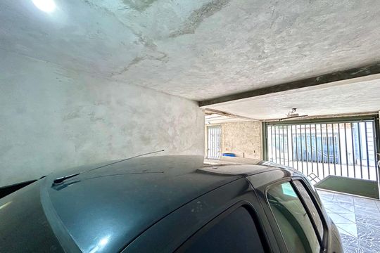Garagem de casa à venda com 4 quartos, 298m² em Macedo, Guarulhos