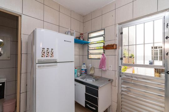 Cozinha da Edícula de casa à venda com 4 quartos, 150m² em Cidade Líder, São Paulo