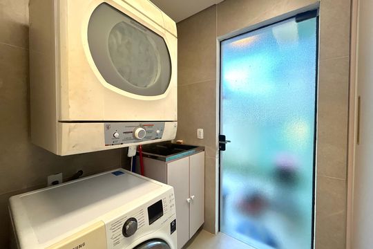 Área de Serviço de casa para alugar com 3 quartos, 100m² em Rio Tavares, Florianópolis
