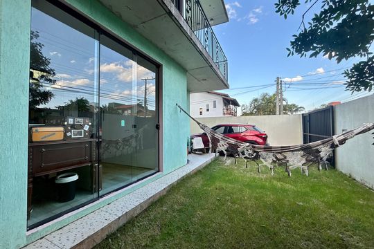 Jardim de casa para alugar com 3 quartos, 100m² em Rio Tavares, Florianópolis