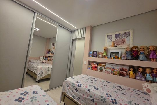 Quarto de apartamento à venda com 3 quartos, 81m² em Centro, Diadema
