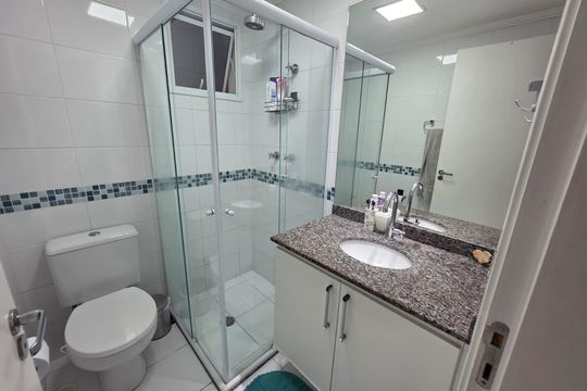 Banheiro de apartamento à venda com 3 quartos, 81m² em Centro, Diadema