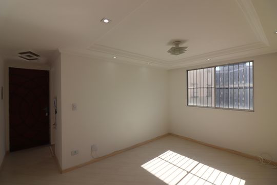Sala  de apartamento à venda com 2 quartos, 53m² em Santa Terezinha, São Bernardo do Campo