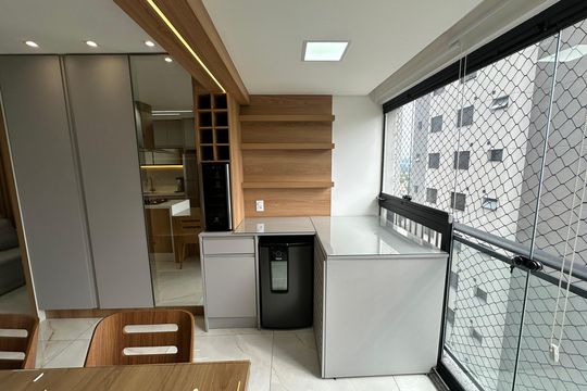 Varanda da Sala de apartamento à venda com 2 quartos, 64m² em Tamboré, Barueri