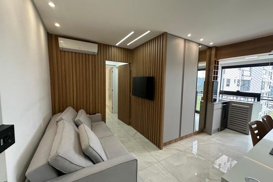 Sala de apartamento à venda com 2 quartos, 64m² em Tamboré, Barueri