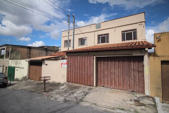 Fachada de casa para alugar com 3 quartos, 356m² em Pindorama, Belo Horizonte