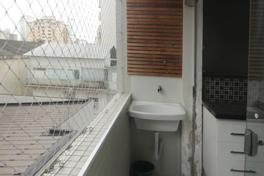 Cozinha e Área de Serviço de apartamento para alugar com 2 quartos, 81m² em Gonzaga, Santos