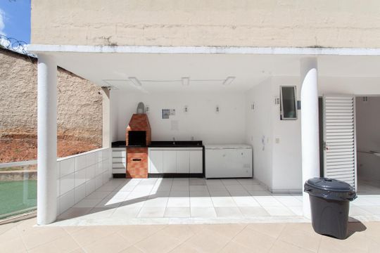 Área comum de apartamento para alugar com 2 quartos, 101m² em Planalto, Belo Horizonte