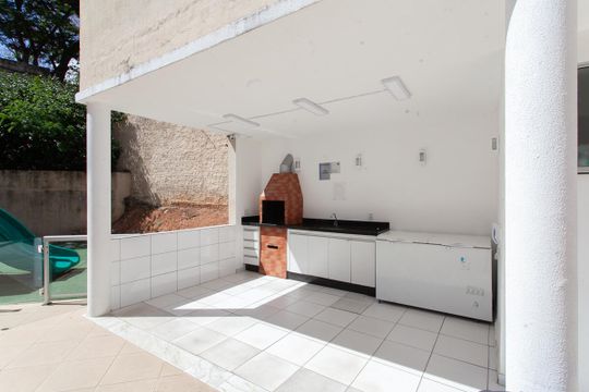 Área comum de apartamento para alugar com 2 quartos, 101m² em Planalto, Belo Horizonte