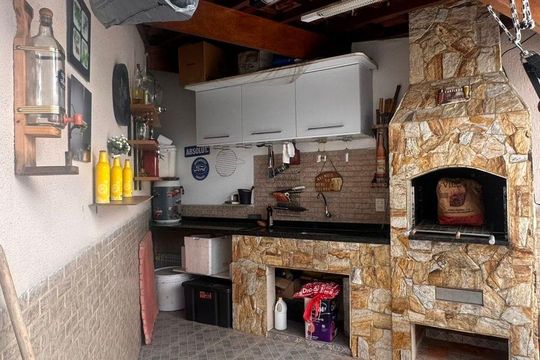 Área externa de casa à venda com 3 quartos, 140m² em Cidade Patriarca, São Paulo