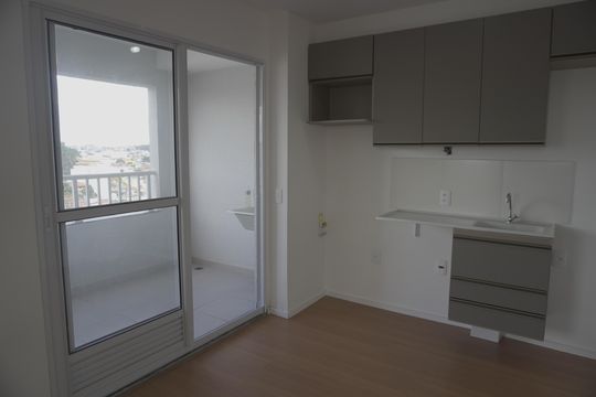 Sala/Cozinha de apartamento para alugar com 2 quartos, 34m² em Itaquera, São Paulo