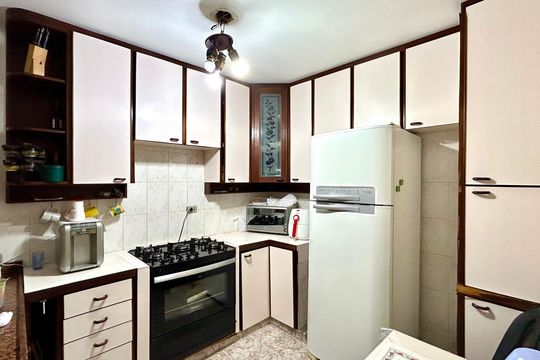 Cozinha de casa para alugar com 3 quartos, 165m² em Jardim Santa Mena, Guarulhos