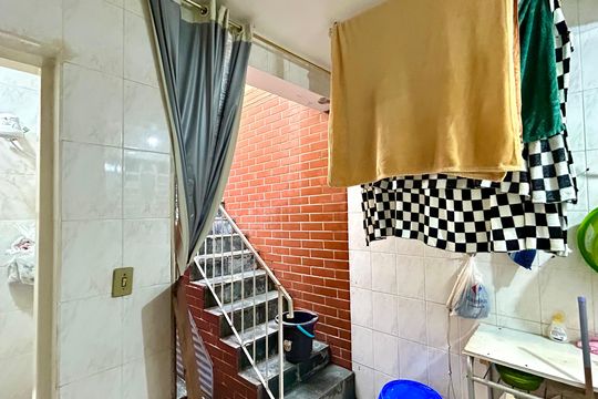 Área de Serviço de casa para alugar com 3 quartos, 165m² em Jardim Santa Mena, Guarulhos