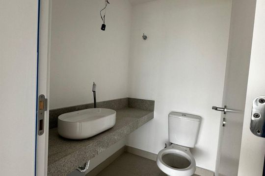Banheiro de apartamento à venda com 3 quartos, 111m² em Brás, São Paulo