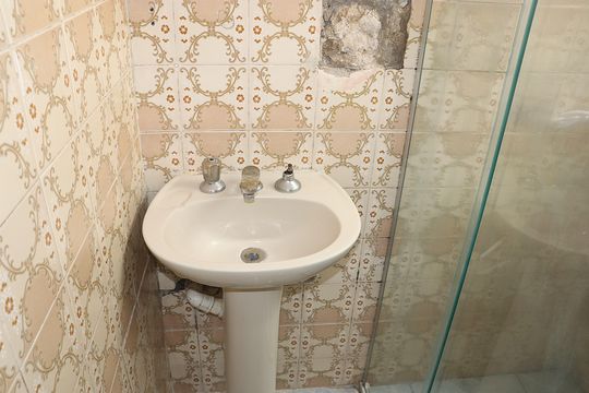 Banheiro de casa à venda com 2 quartos, 77m² em Bela Vista, São Paulo