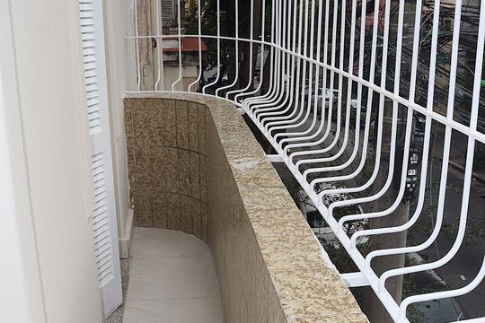 Varanda de casa à venda com 2 quartos, 77m² em Bela Vista, São Paulo