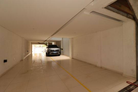 Garagem de casa de condomínio à venda com 2 quartos, 97m² em Vila Eldizia, Santo André