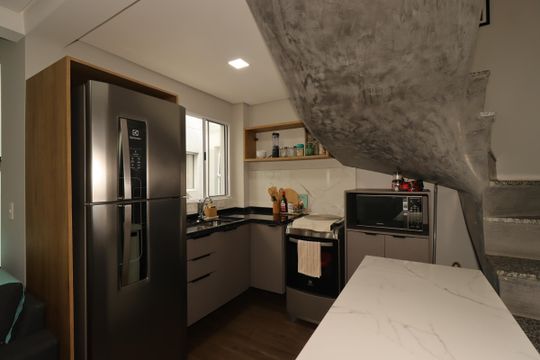Cozinha de casa de condomínio à venda com 2 quartos, 97m² em Vila Eldizia, Santo André