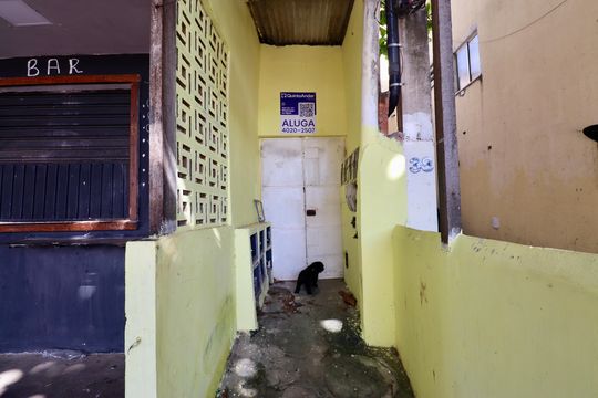 Fachada de casa para alugar com 1 quarto, 35m² em Itapuã, Salvador