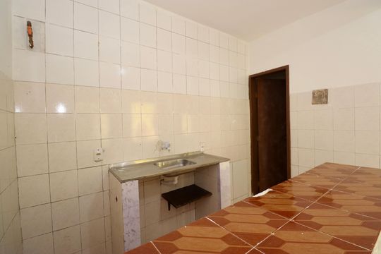Cozinha de casa para alugar com 1 quarto, 35m² em Itapuã, Salvador