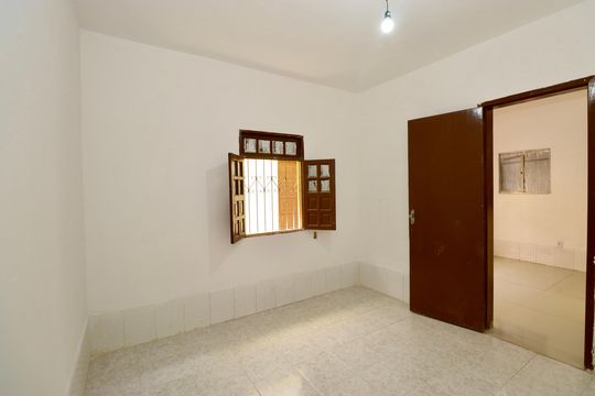 Quarto  de casa para alugar com 1 quarto, 35m² em Itapuã, Salvador