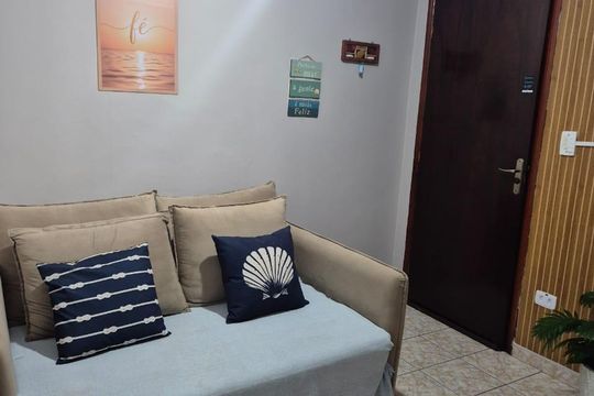 Sala de apartamento para alugar com 1 quarto, 48m² em Vila Tupi, Praia Grande