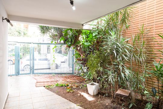 Garagem de casa para alugar com 4 quartos, 600m² em Jardim Zaira, Guarulhos