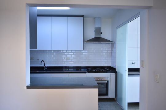 Cozinha de apartamento à venda com 3 quartos, 105m² em Vila Clementino, São Paulo